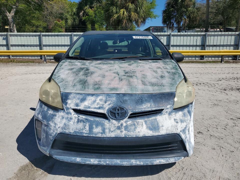 2013 Toyota Prius two