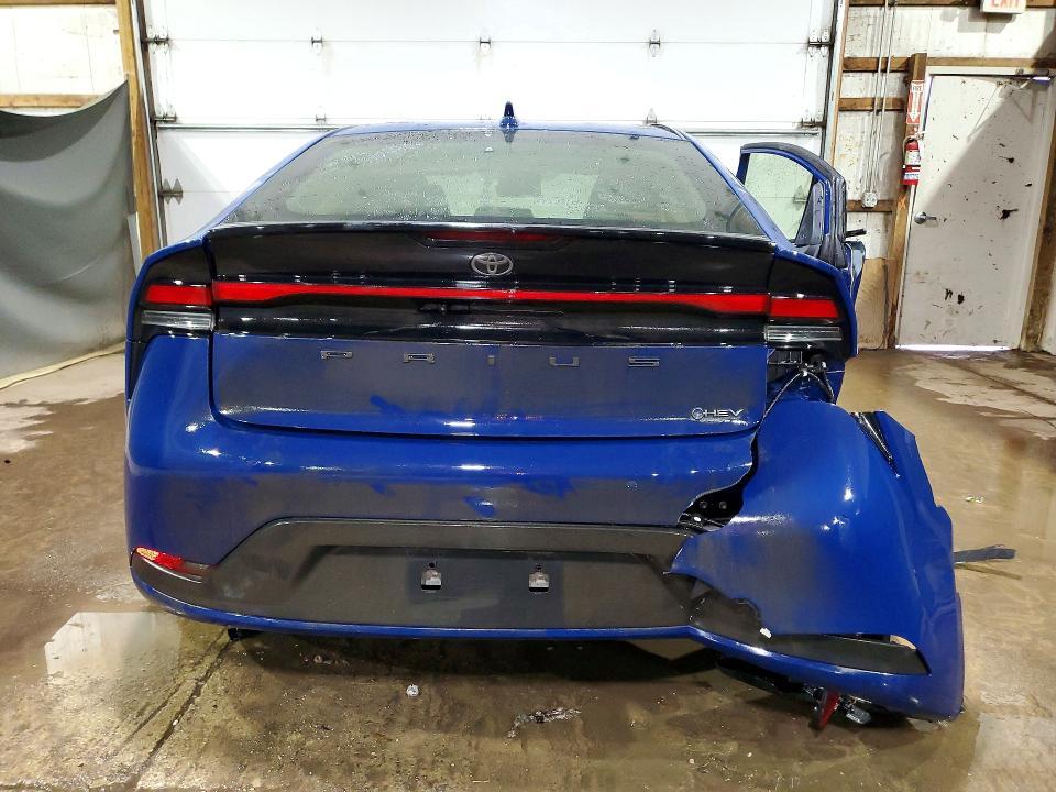 2024 Toyota Prius le