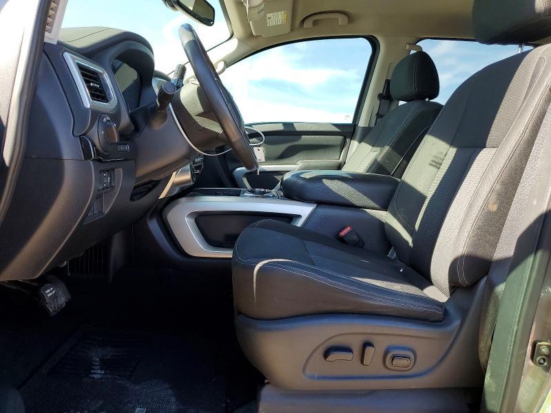 2018 Nissan Titan SV