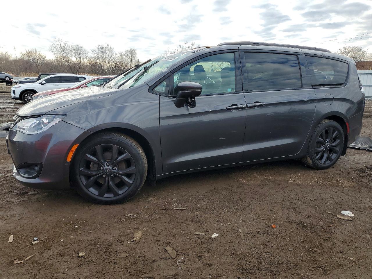2018 Chrysler Pacifica Limited