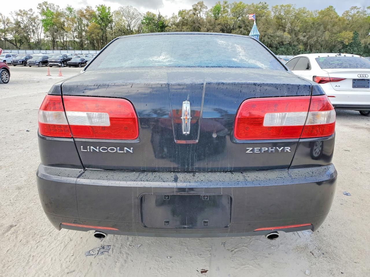 2006 Lincoln Townhouse Zephyr