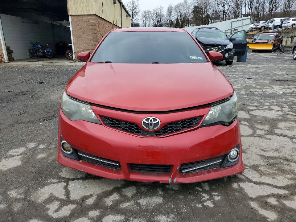 2012 Toyota Camry se