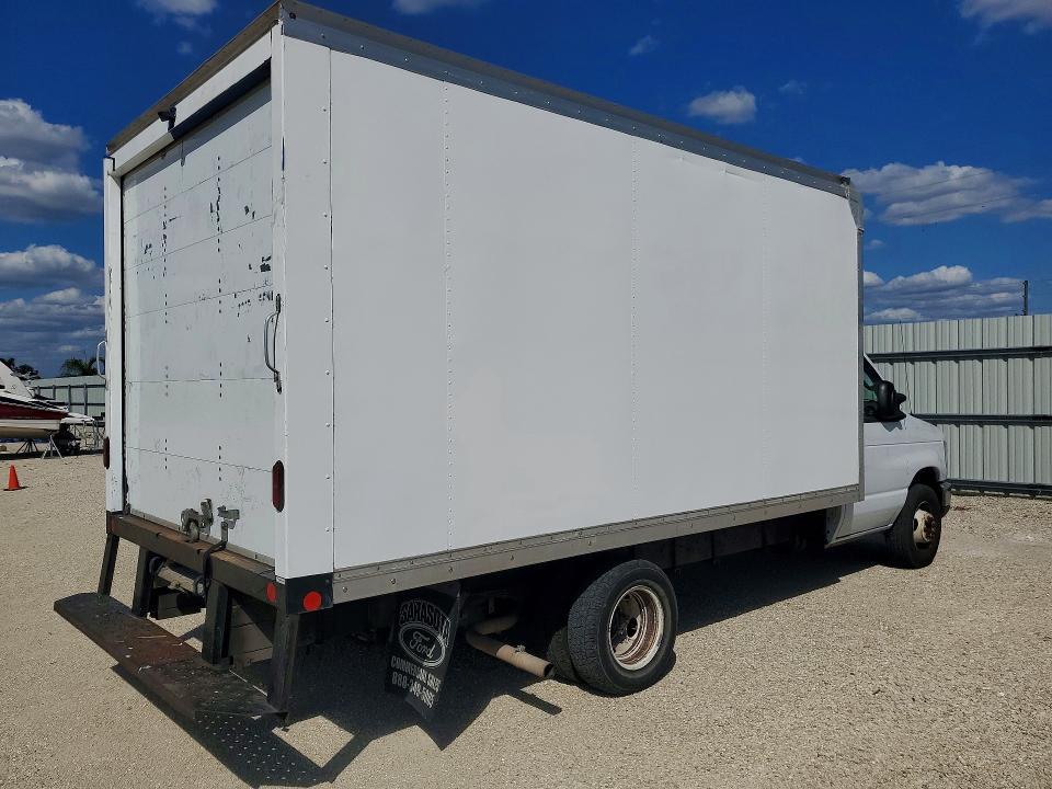 2019 Ford E350 BOX Truck