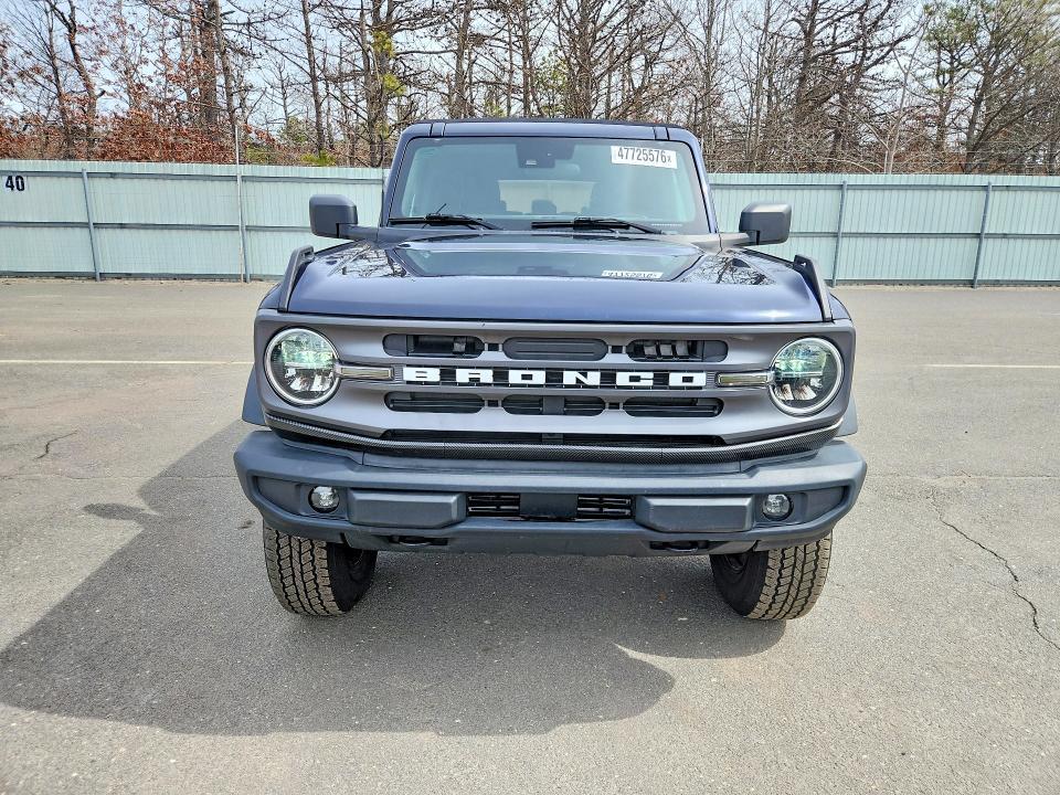2021 Ford Bronco Base
