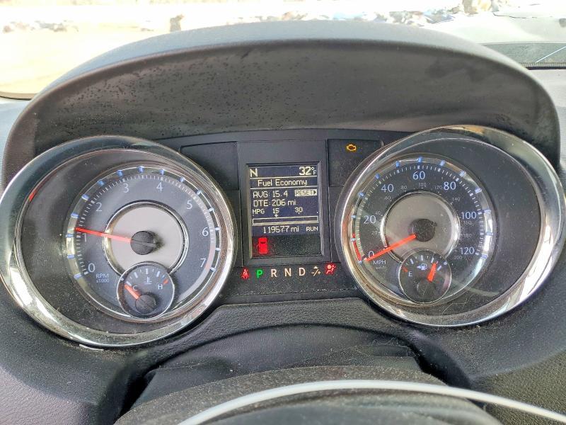 2016 Chrysler Town & Country Touring