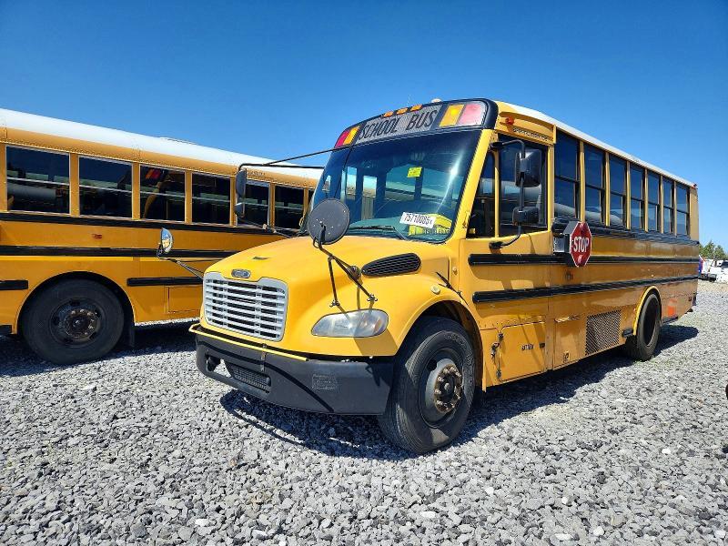 2011 Freigliner 2011 Thom SAF-T-LINER C2-School Bus