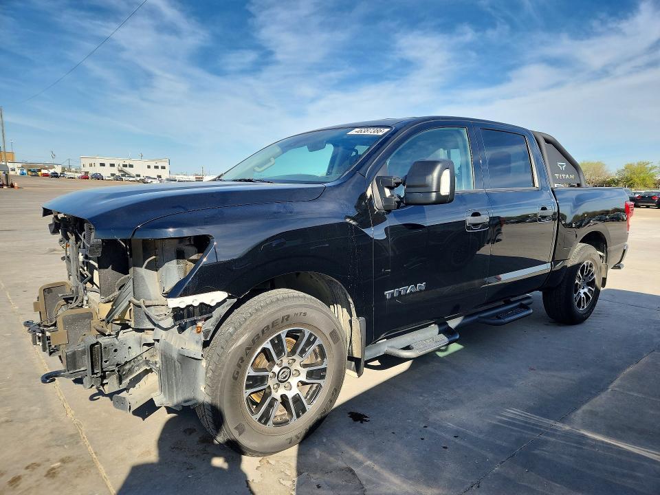 2023 Nissan Titan SV