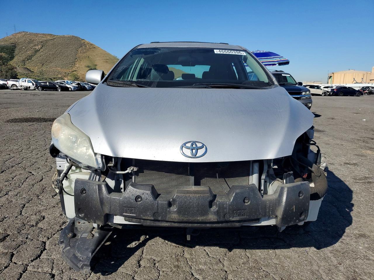 2009 Toyota Matrix Base