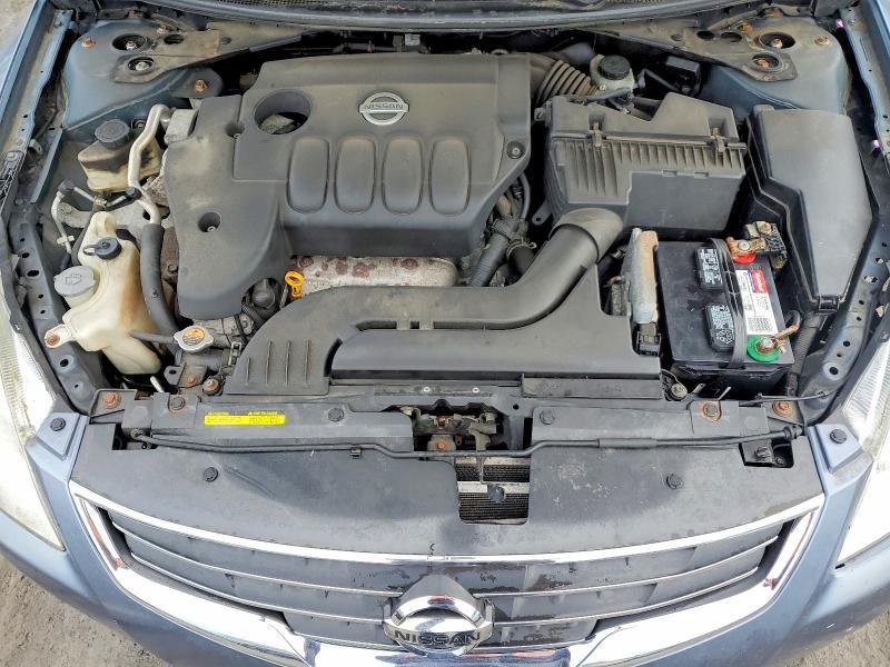 2010 Niss Altima 2.5