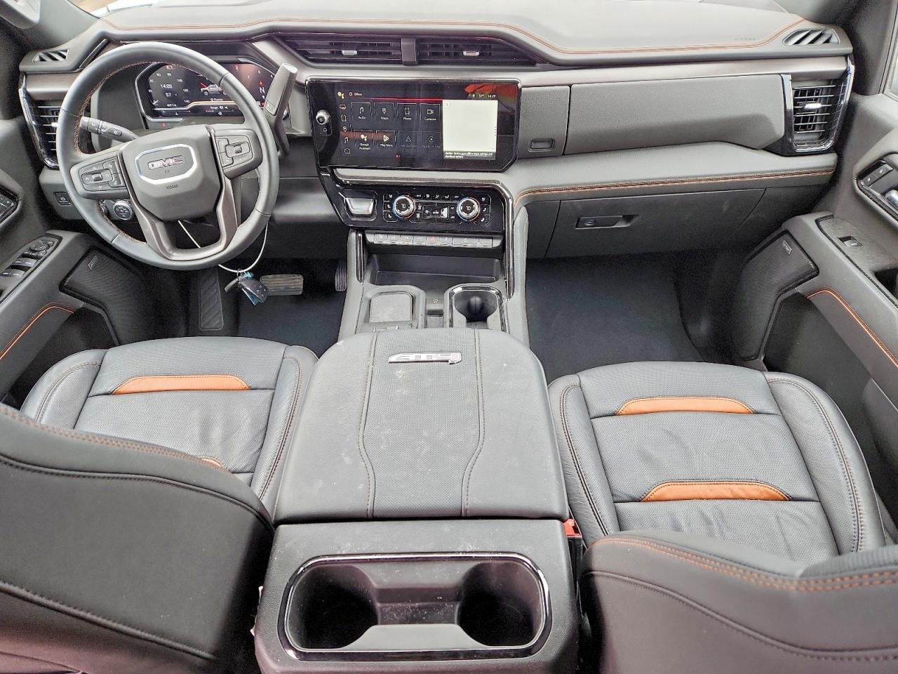 2025 GMC Sierra K2500 AT4