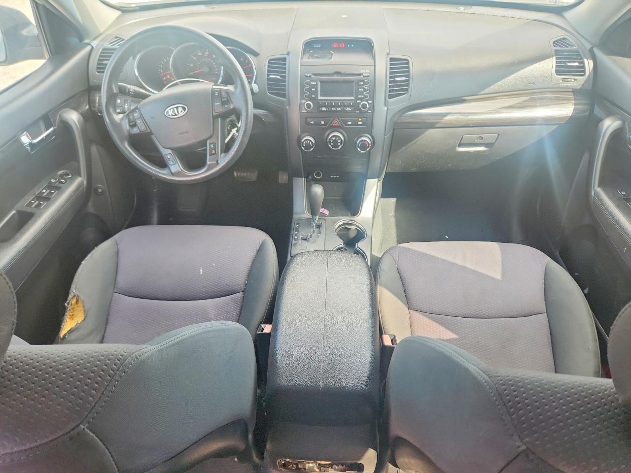 2011 KIA Sorento lx