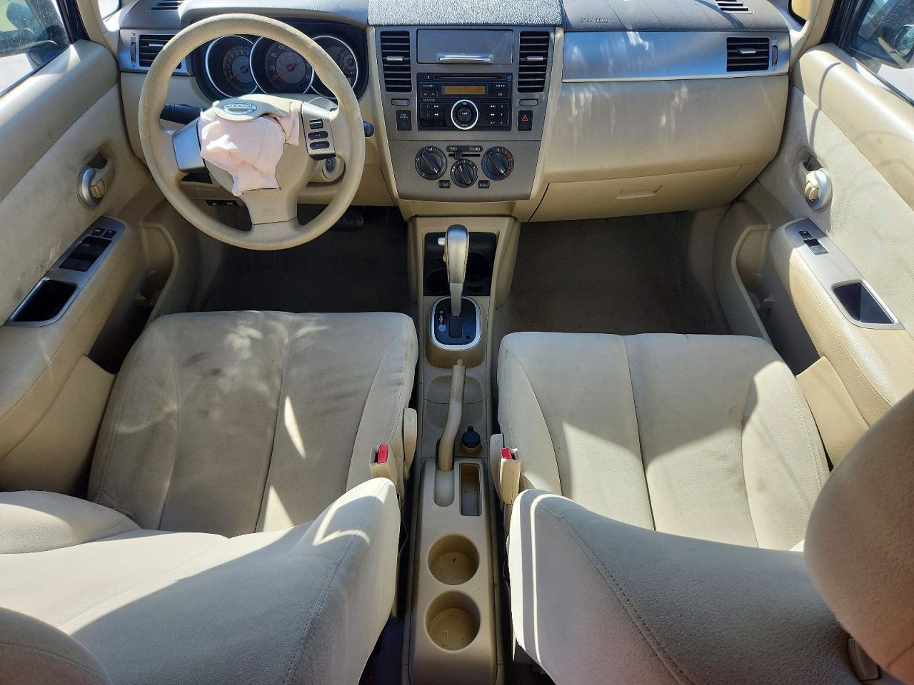 2009 Nissan Versa 1.8 s