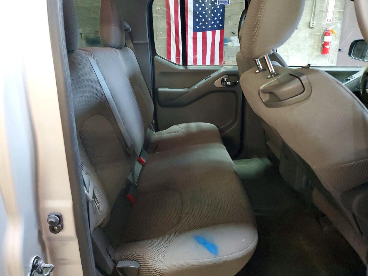 2012 Nissan Frontier S