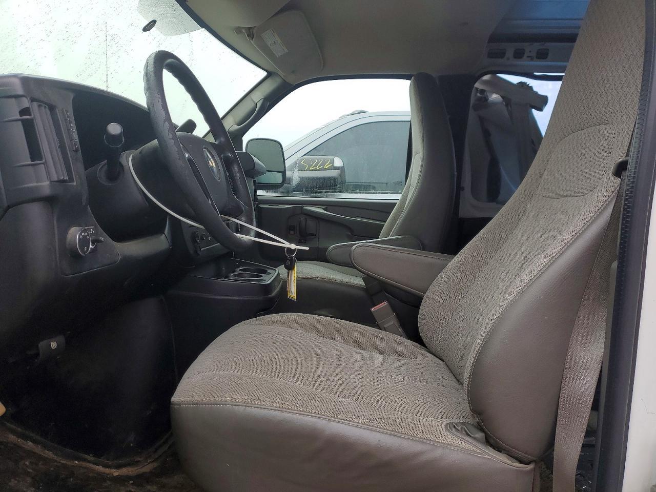 2015 Chev Express G2500