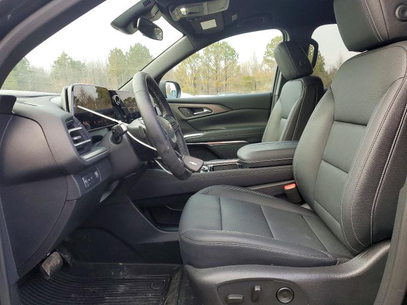 2025 Chevrolet Traverse ls