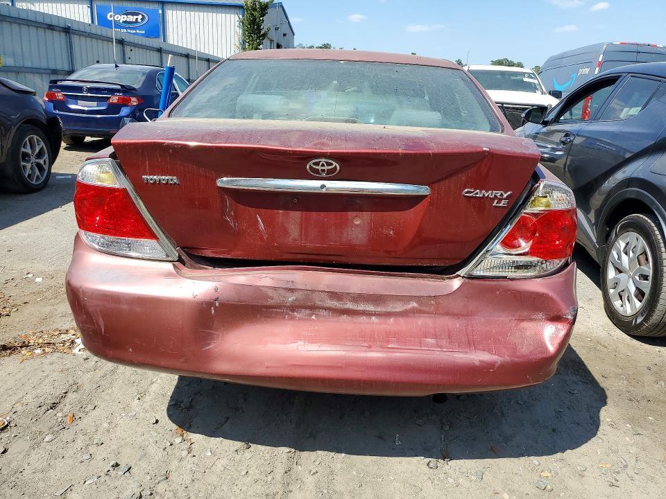 2006 Toyota Camry le