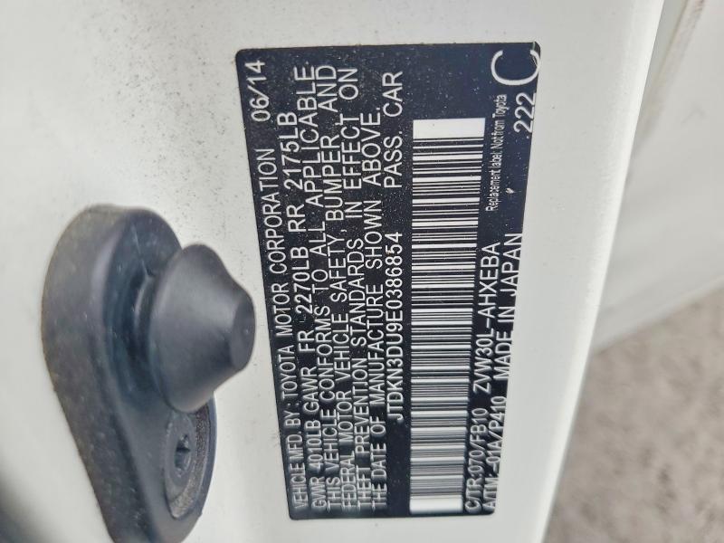 2014 Toyota Prius two