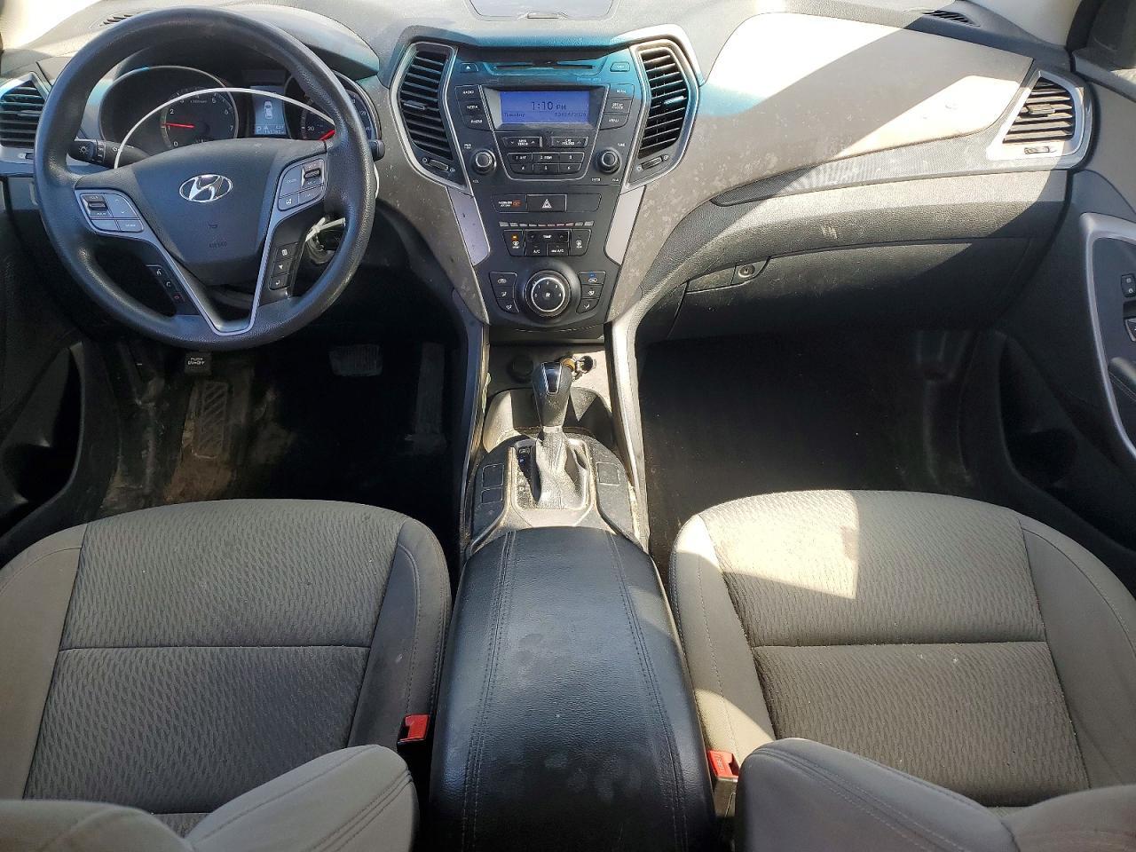 2016 Hyun Santa fe se 4D suv f