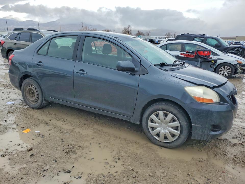 2011 Toyota Yaris Base