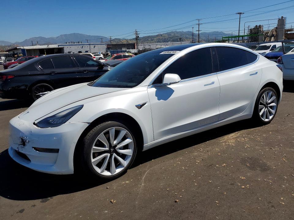 2020 Tesla 3