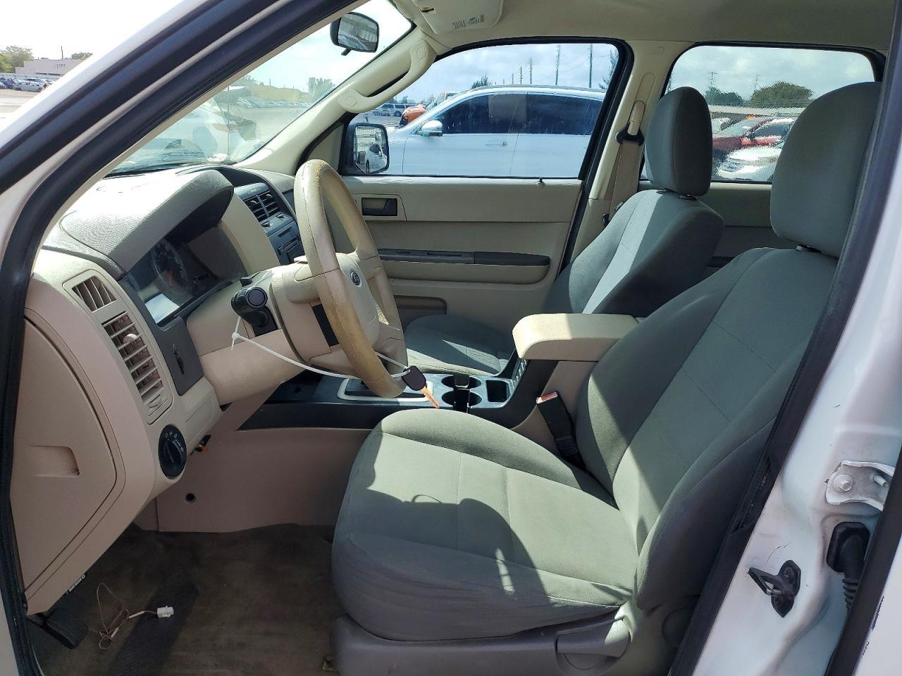 2010 Ford Escape xls
