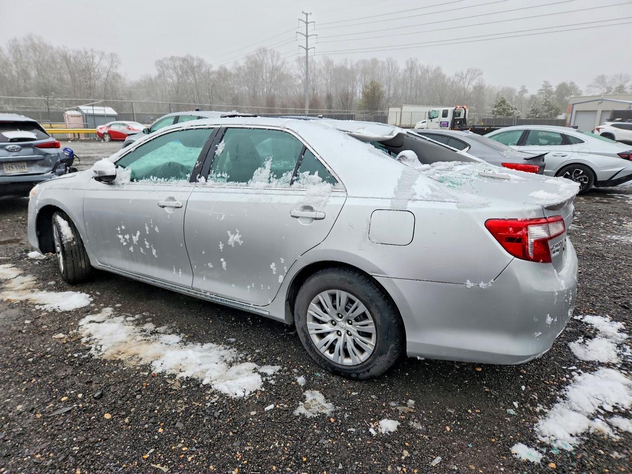 2012 Toyota Camry le
