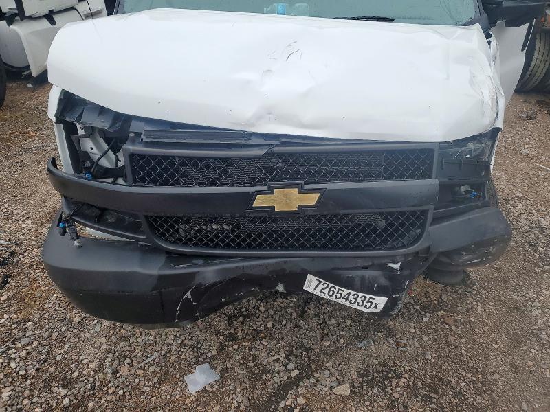 2023 Chevrolet Express G3500 BOX Truck