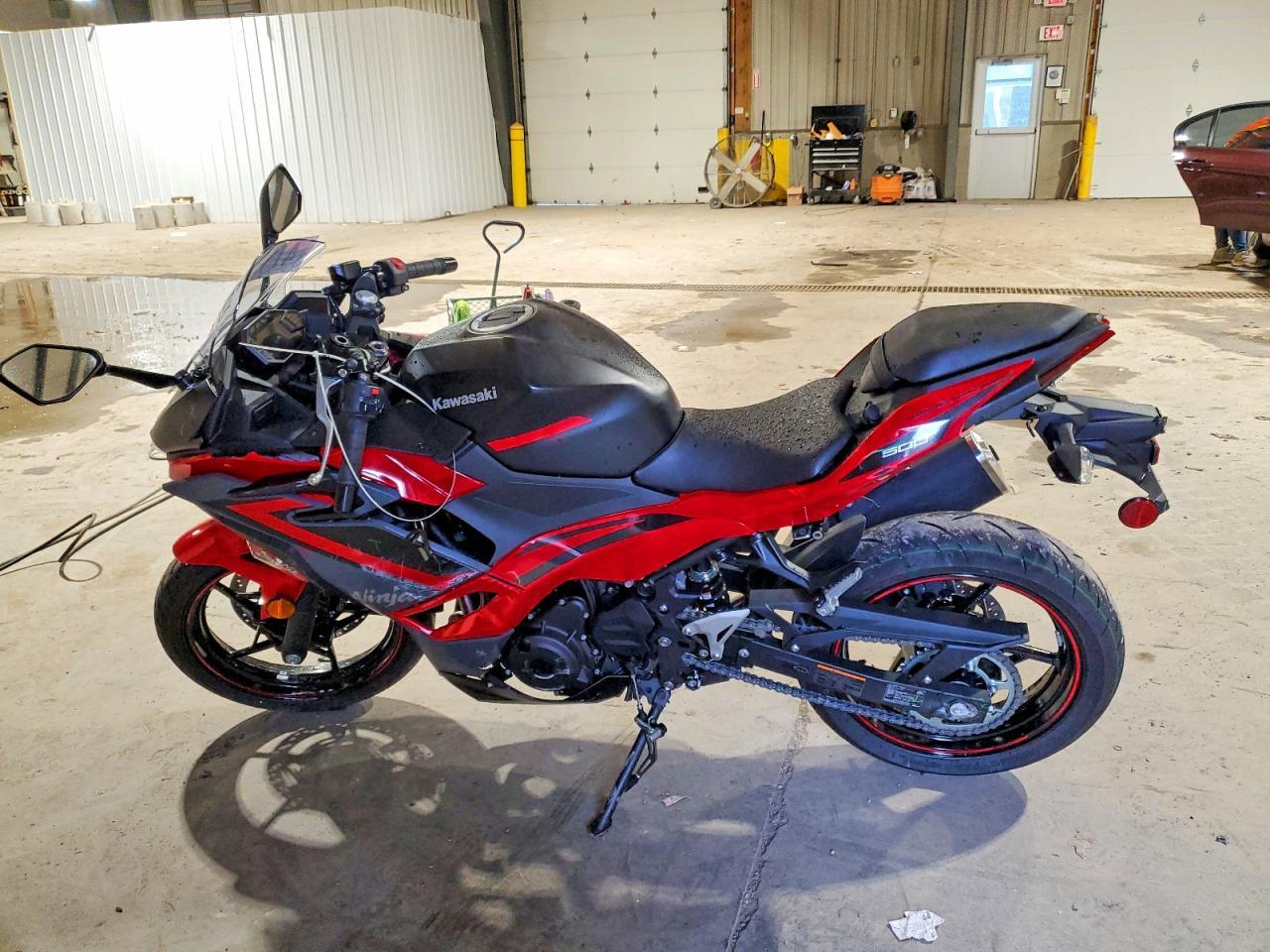 2025 Kawasaki EX500