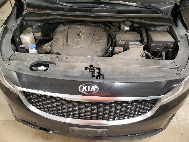 2015 KIA Sedona l