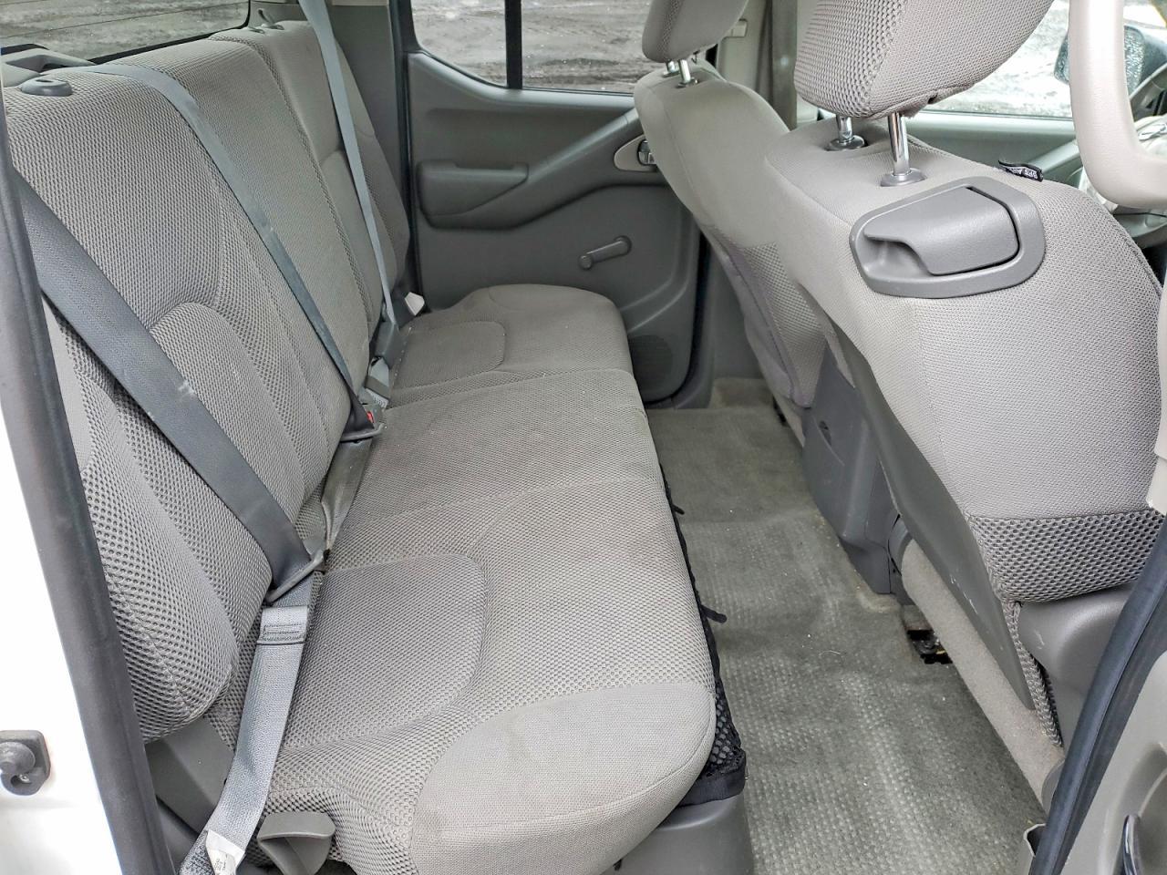 2012 Nissan Frontier S