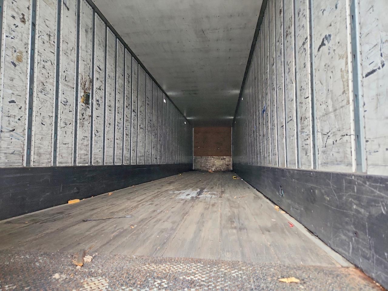 2014 Utility VS2DX DRY Van Trailer