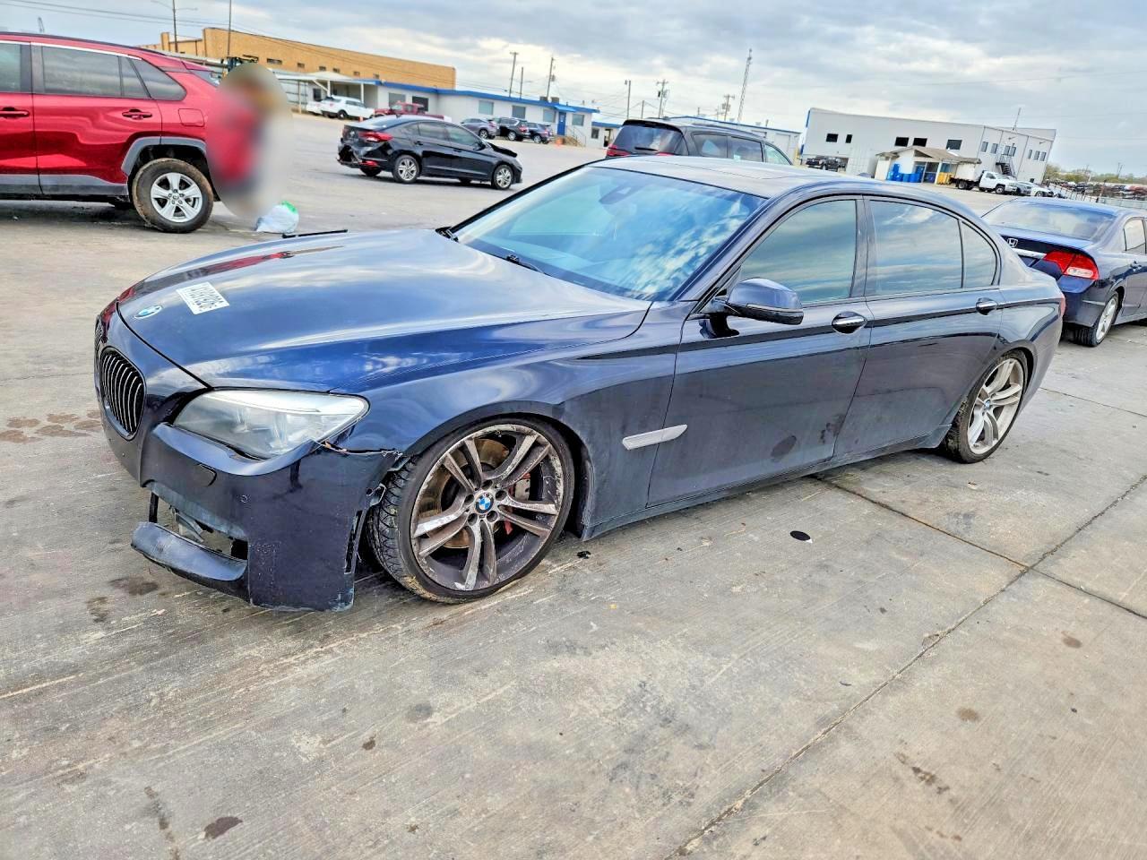 2014 BMW 750 lxi