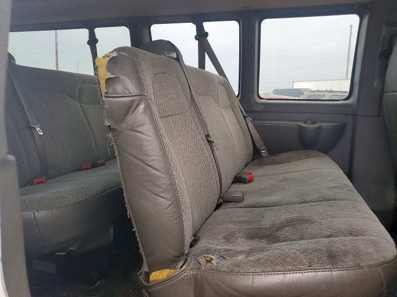 2021 Chevrolet Express G3500 lt