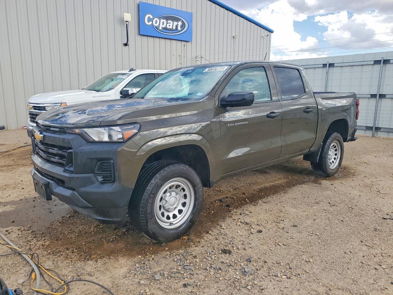 2024 Chev Colorado