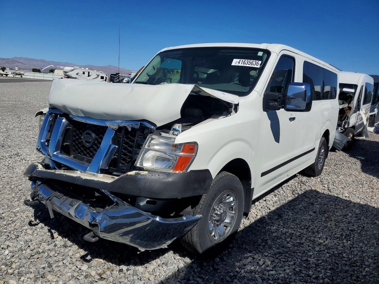 2016 Nissan Nv 3500 Sv-passenger van