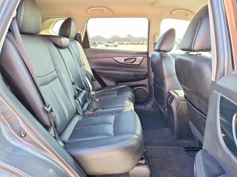 2015 Nissan Rogue sl