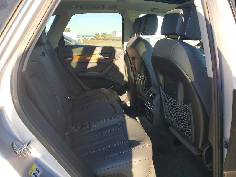 2023 Audi Q5 Premium 45