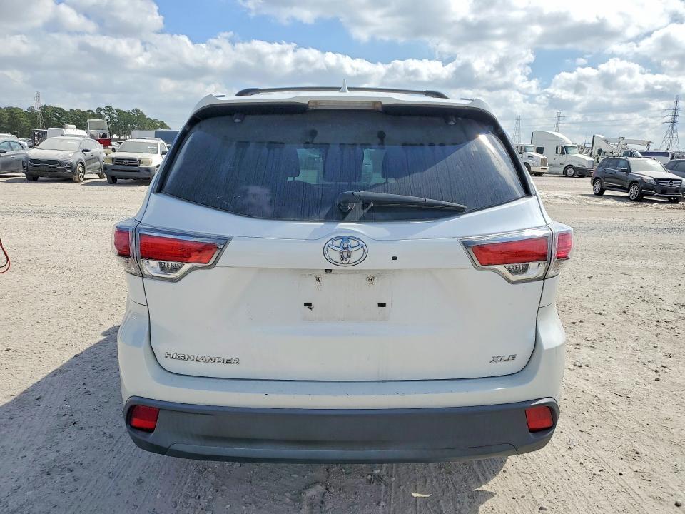 2015 Toyota Highlander xle
