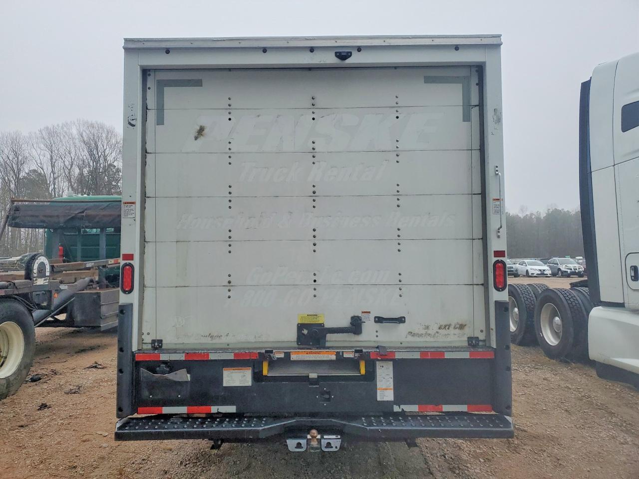 2023 Chevrolet Express G3500 BOX Truck