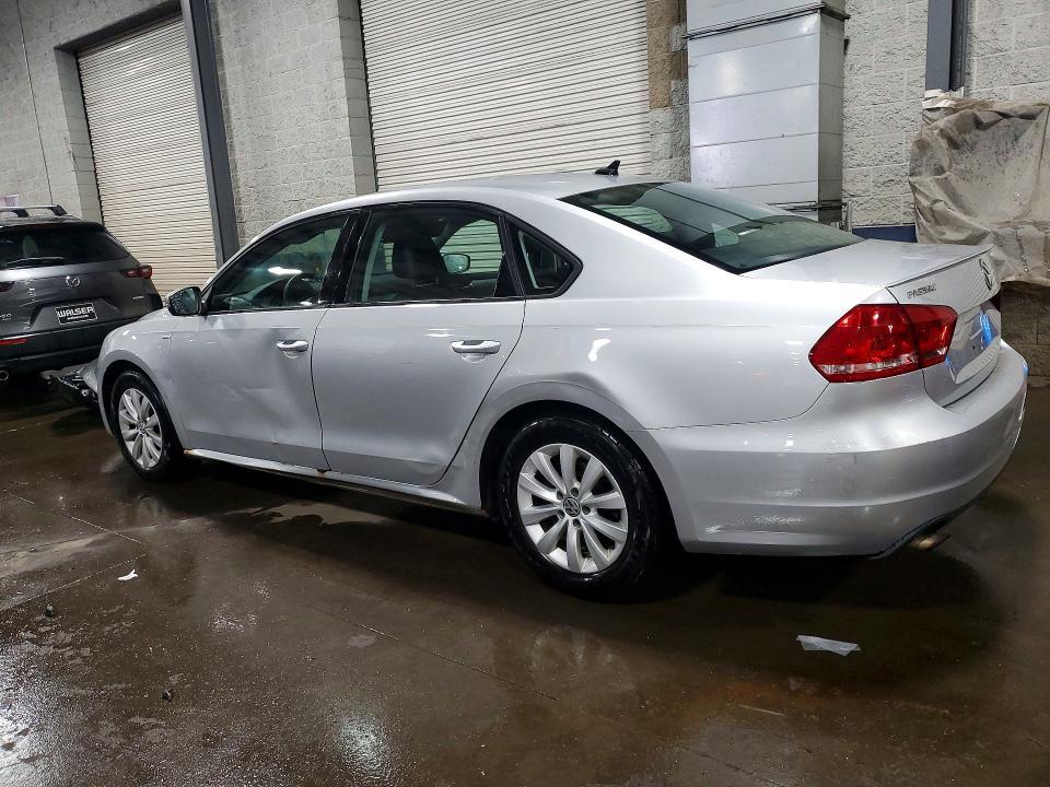 2013 Volkswagen Passat s