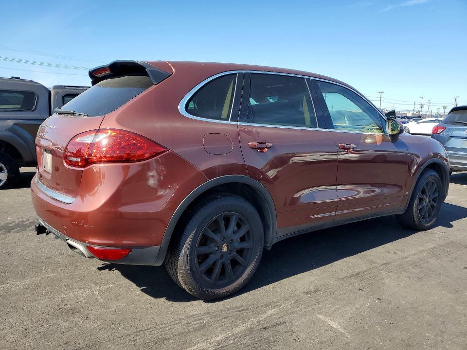2011 Porsche Cayenne s