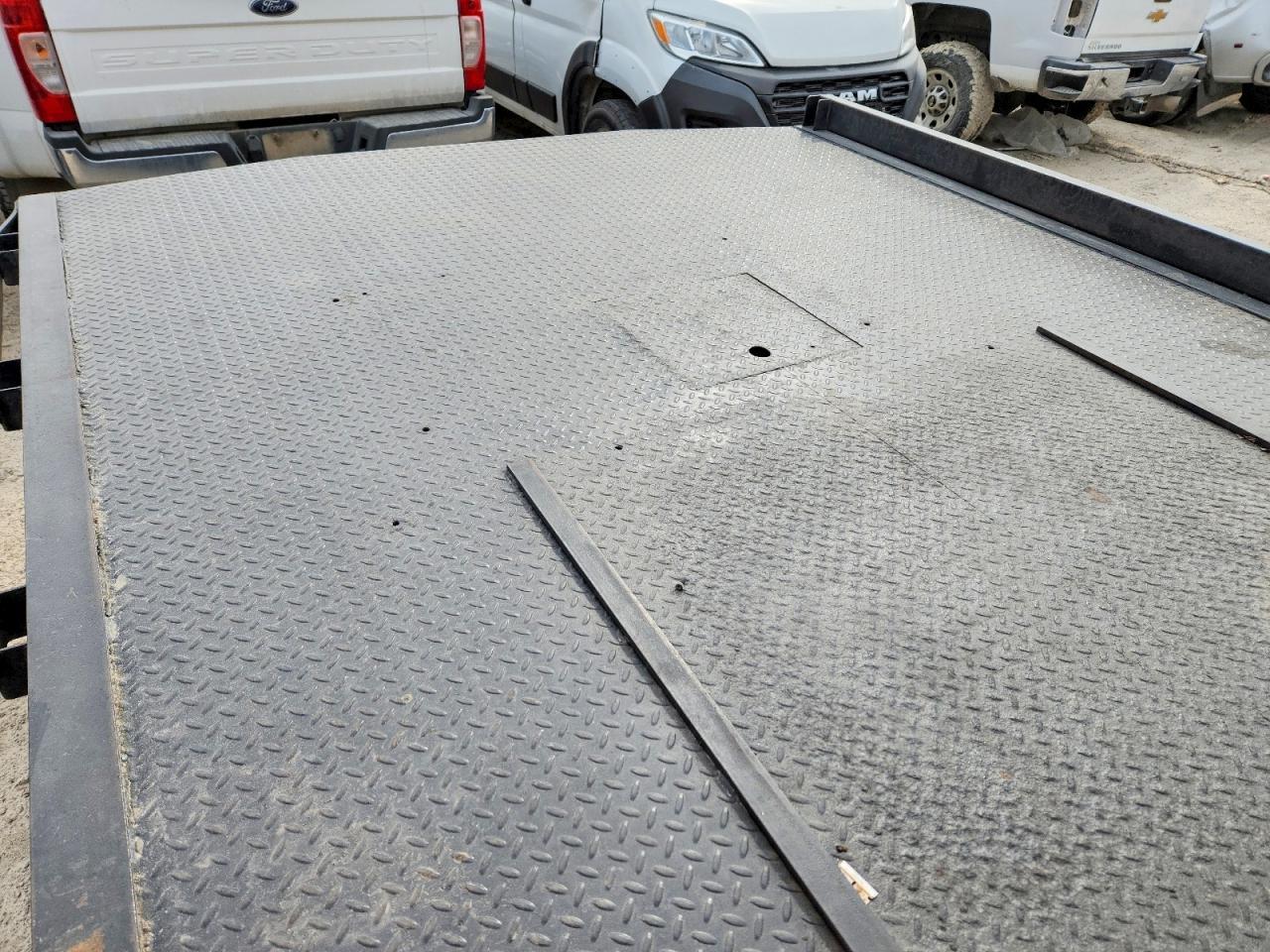 2008 Chev Rolet Silverado Flatbed Truck