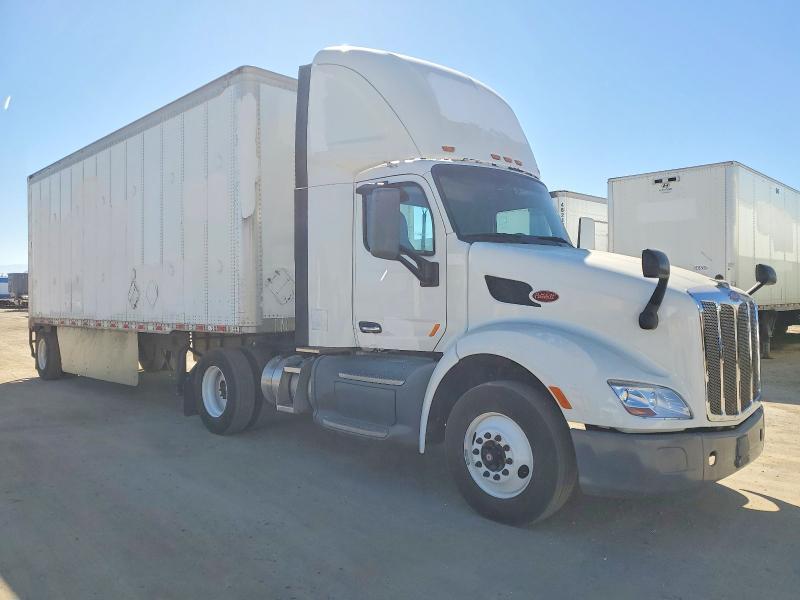 2017 Peterbilt 579