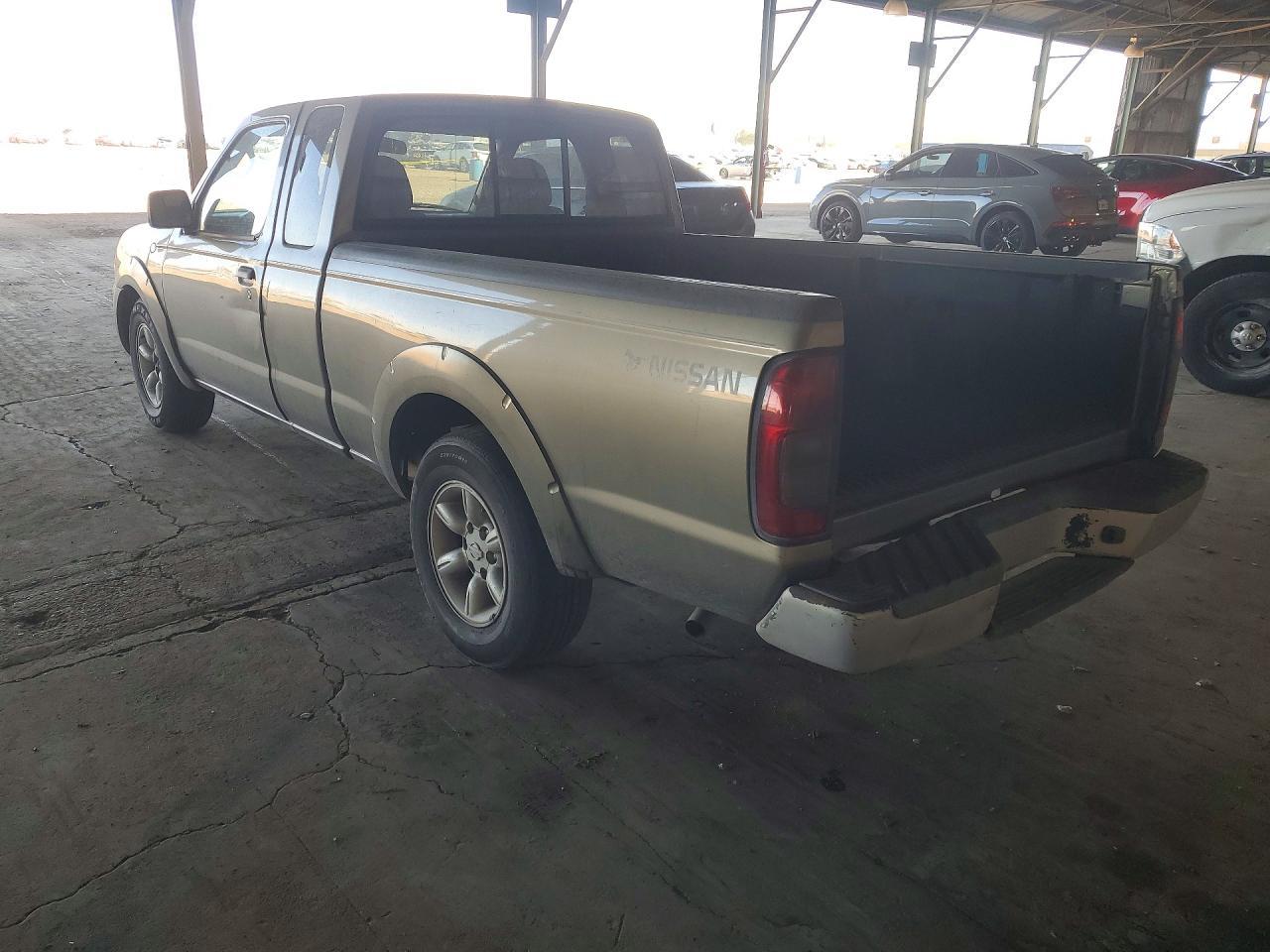 2002 Nissan Frontier Standard