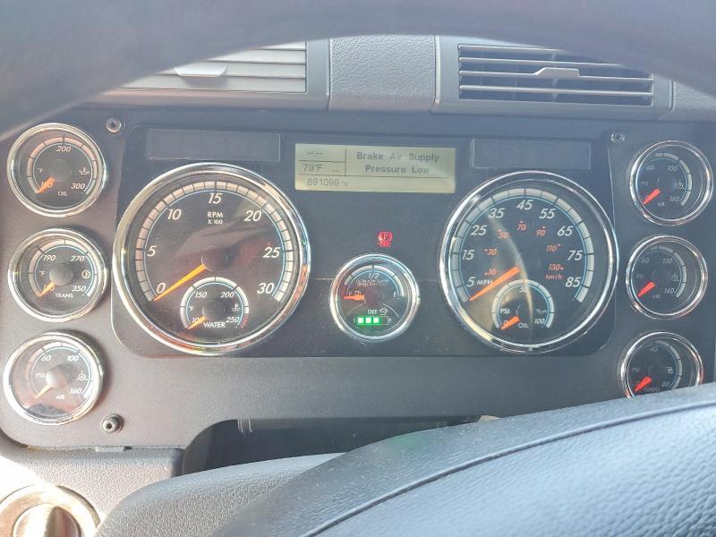 2018 Freigliner 2018 Freightliner Cascadia 125 Semi Truck