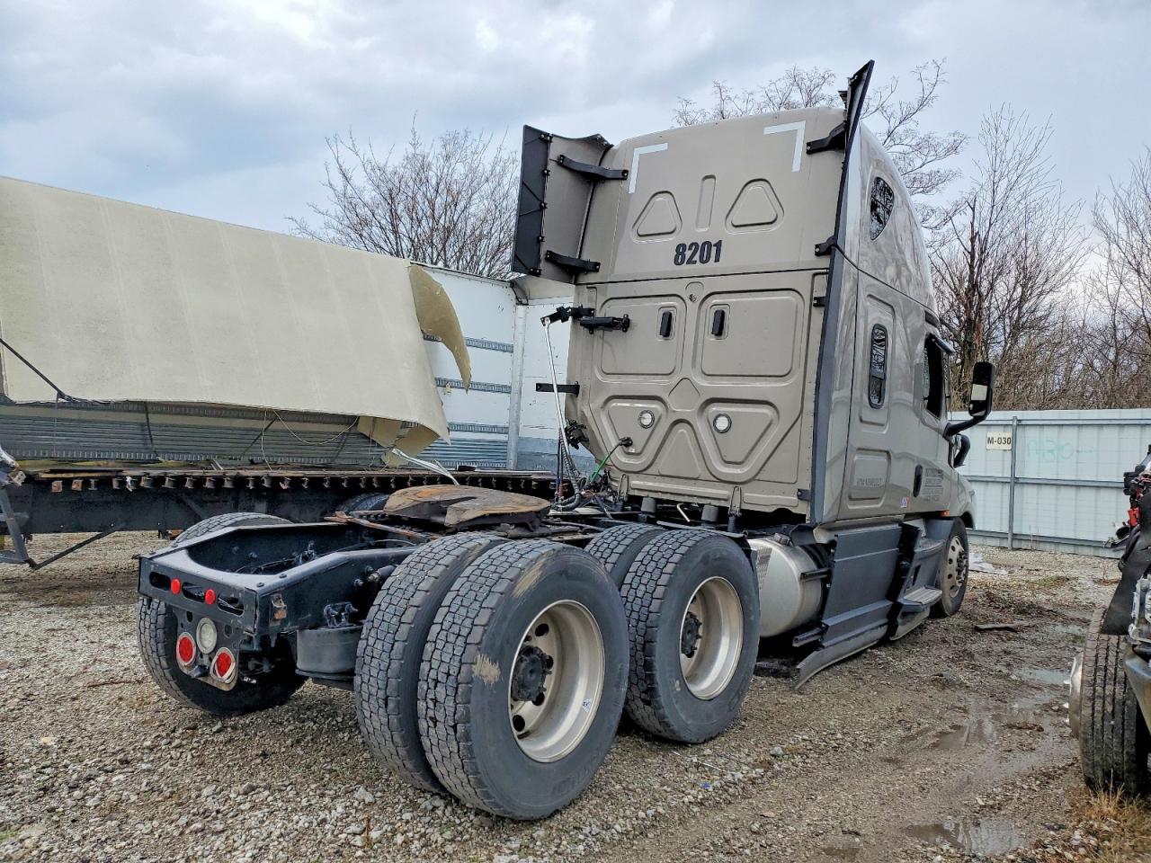 2022 Freightliner Cascadia 126 Semi Truck