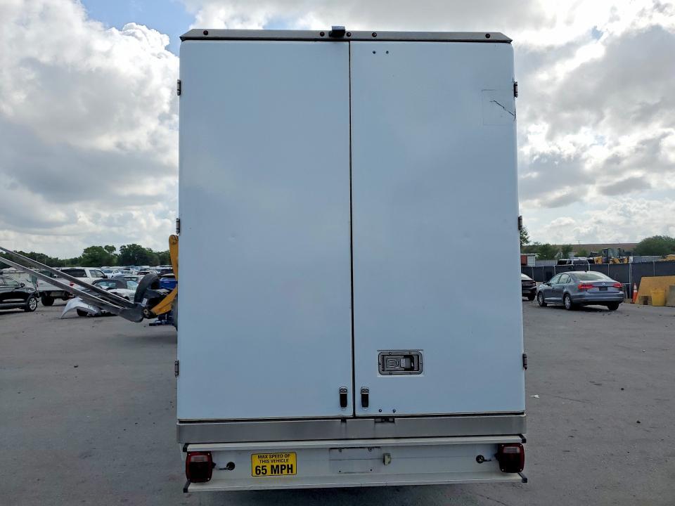 2020 Ford Transit Delivery Truck