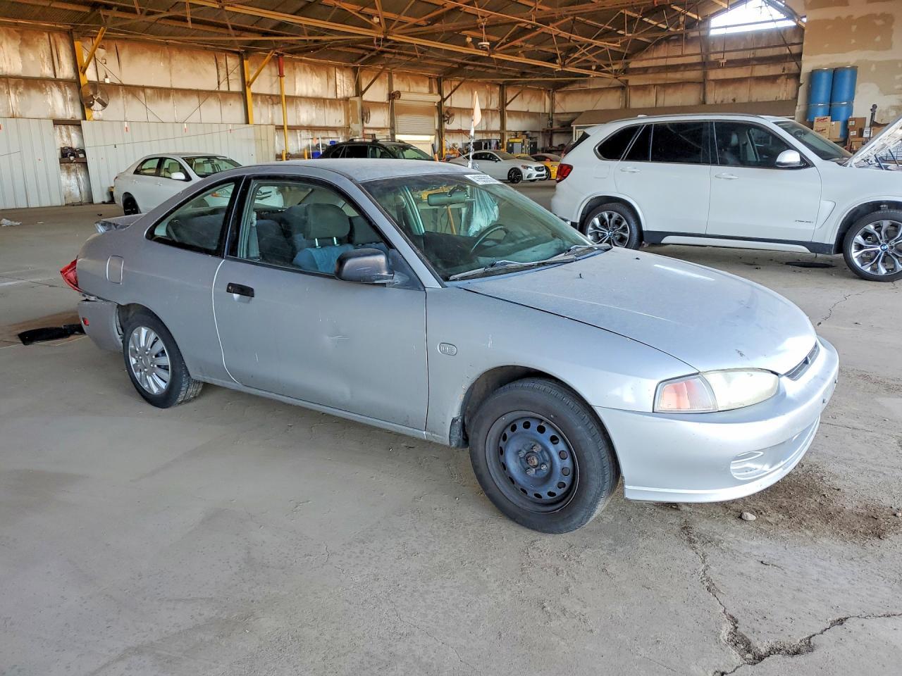 2002 Mitsubishi Mirage de