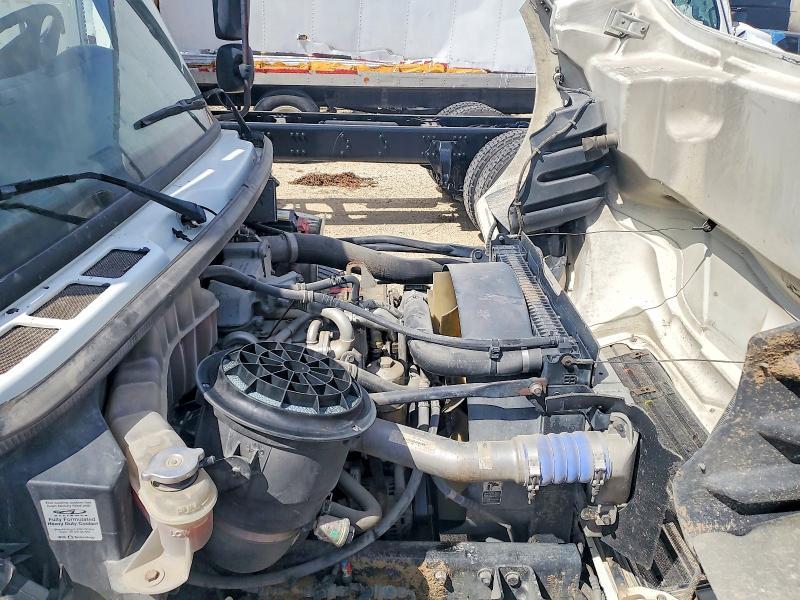 2007 Freigliner 2007 Freightliner Business Class M2 BOX Truck