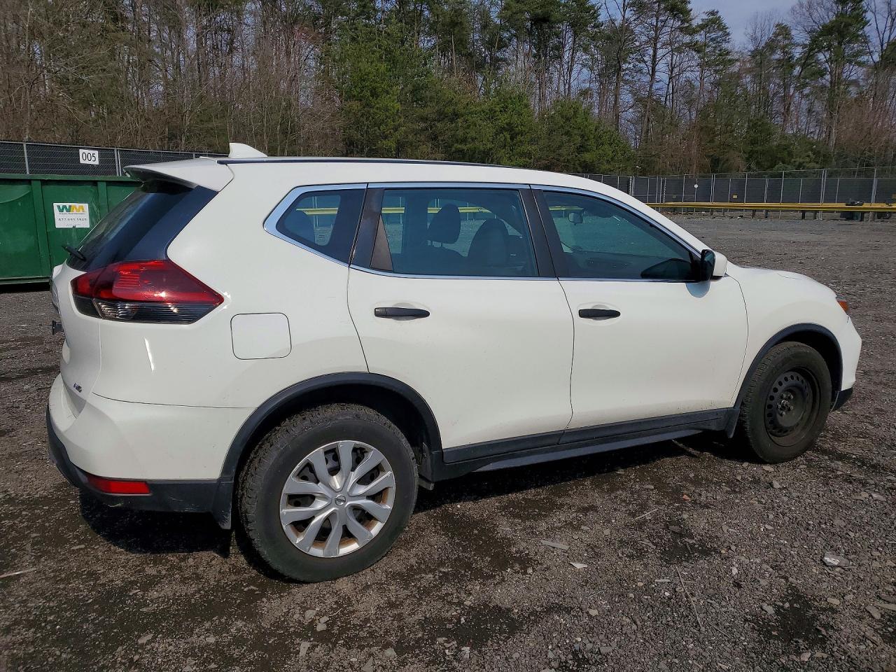 2020 Nissan Rogue s